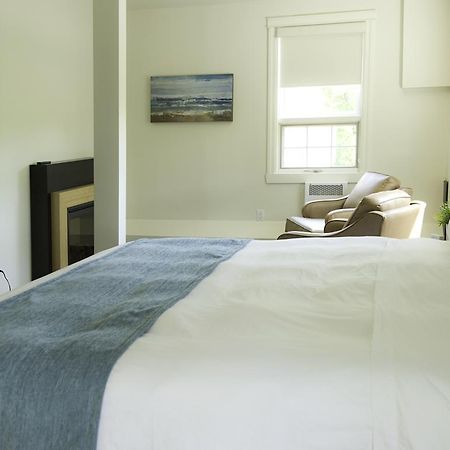 Pine Lodge Muskoka Huntsville Ngoại thất bức ảnh