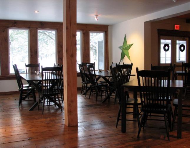 Pine Lodge Muskoka Huntsville Ngoại thất bức ảnh