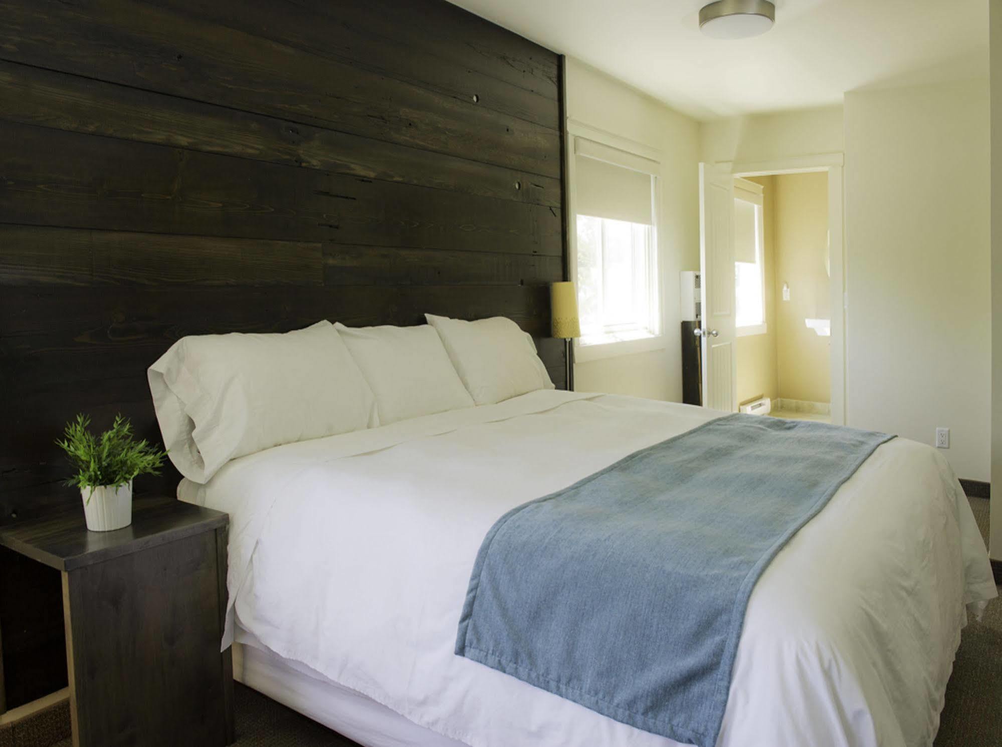 Pine Lodge Muskoka Huntsville Ngoại thất bức ảnh